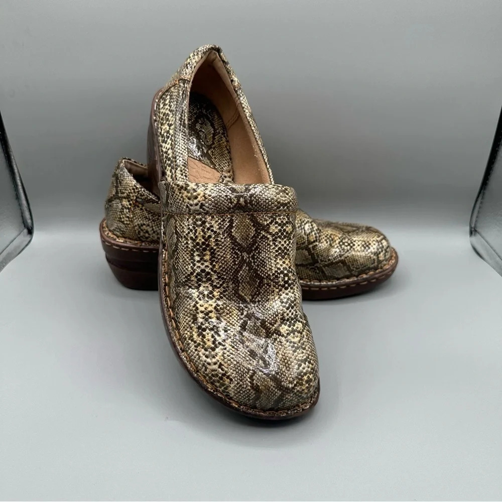 Boc Born Peggy Snakeskin Print Comfort Clog Shoes Brown Faux Leather Women 10